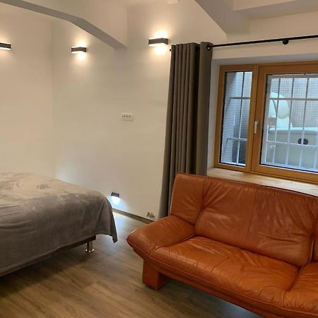 Art Apartment City Center Lj Ljubljana Bagian luar foto