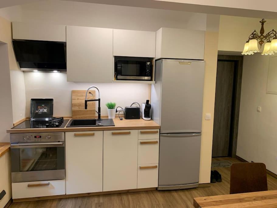 Art Apartment City Center Lj Ljubljana Bagian luar foto